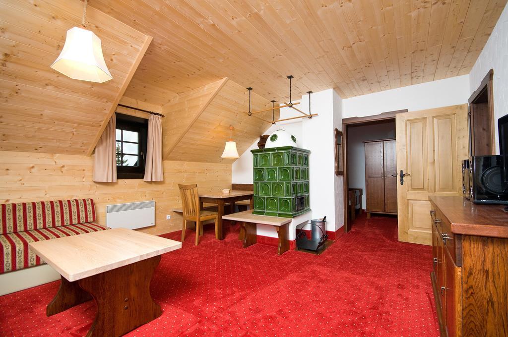 Alpenhaeuser Marcius Sonnenalpe Nassfeld Kamer foto