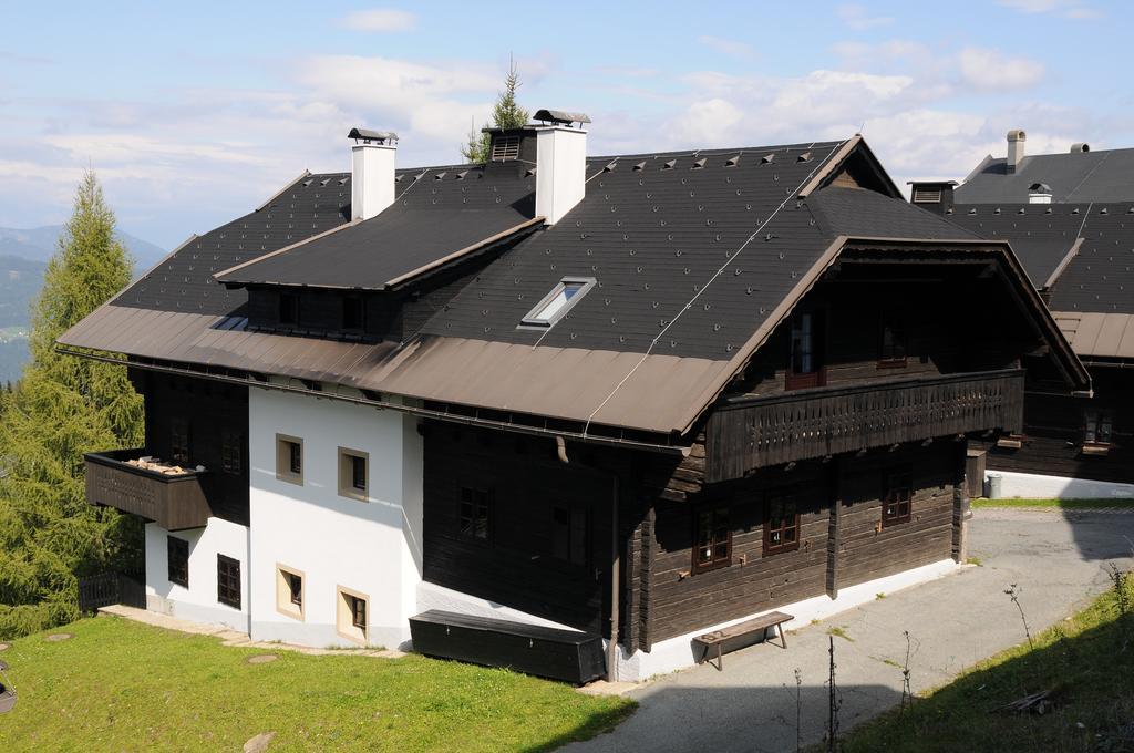 Alpenhaeuser Marcius Sonnenalpe Nassfeld Buitenkant foto